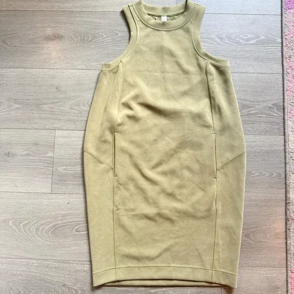 Lululemon Athletica Softstreme Back In Action Dress Size 2 - Picture 1 of 6